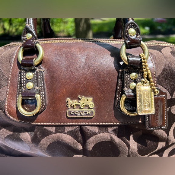 COACH ASHLEY MONOGRAM HANDBAG/SHOULDER BAG 2008 EUC - Picture 3 of 14